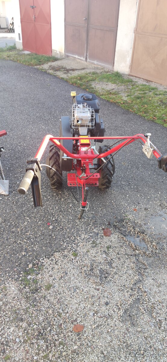 Predám záhradný kultivátor MS16 - 6