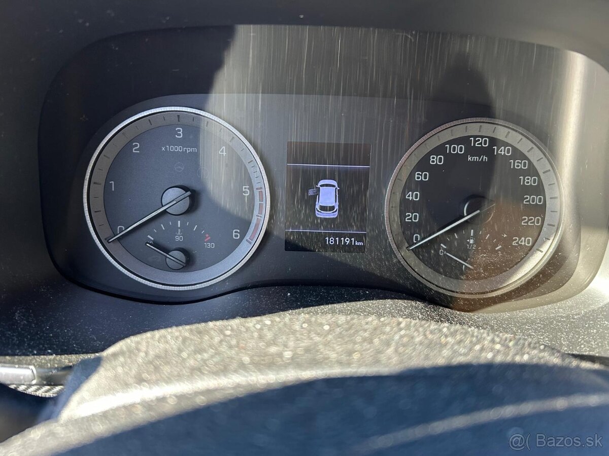 Hyundai Tucson 1.6 CRDi 100 kW - 6