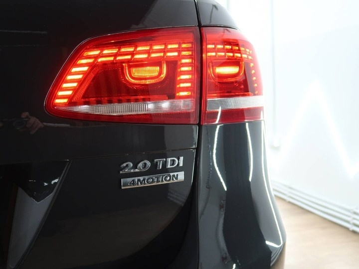 Volkswagen Passat Variant 2.0 TDI BMT Highline 4MOTION, 4x4 - 6