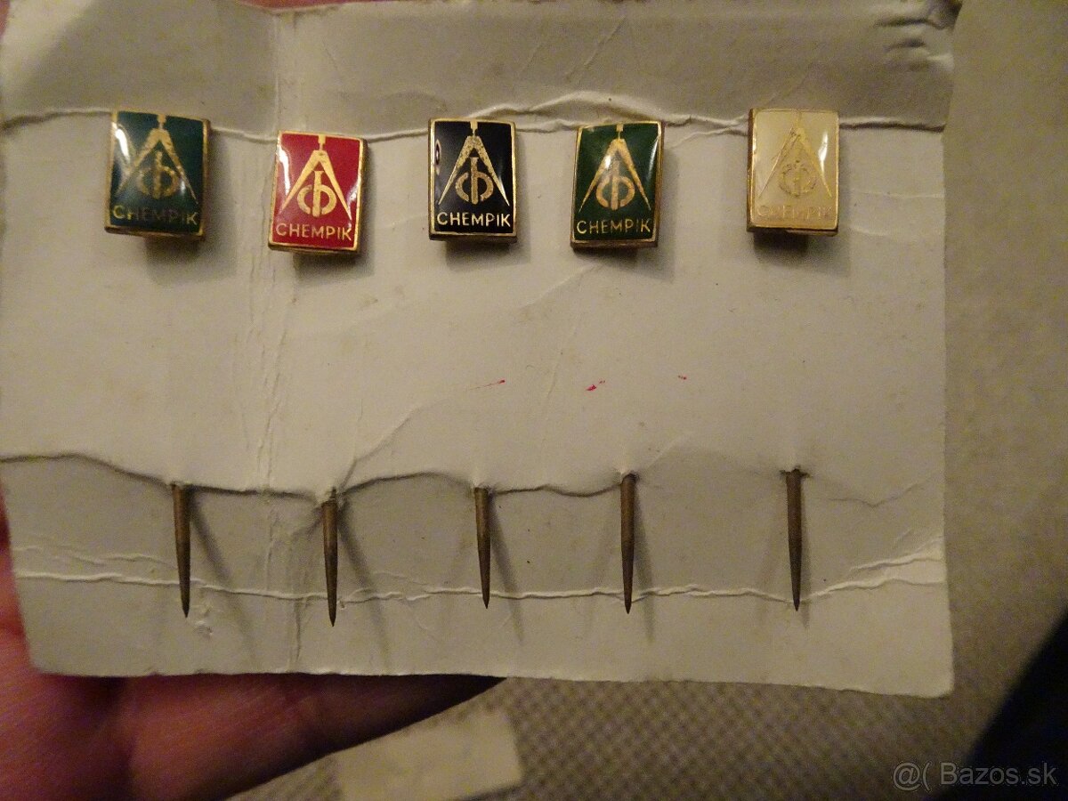 Predám rôzne odznaky, aj Brigáda socialistickej práce. - 6