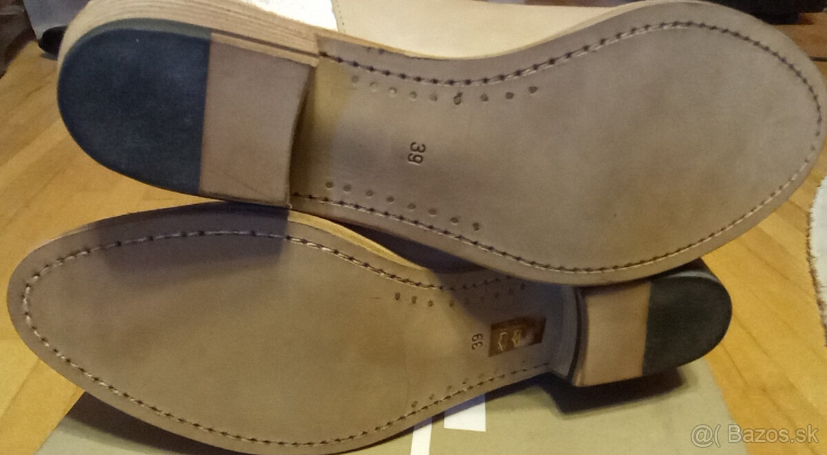 JD Julie Dee Celokožené Kotníkové Čižmičky Veľkosť 39 - 6