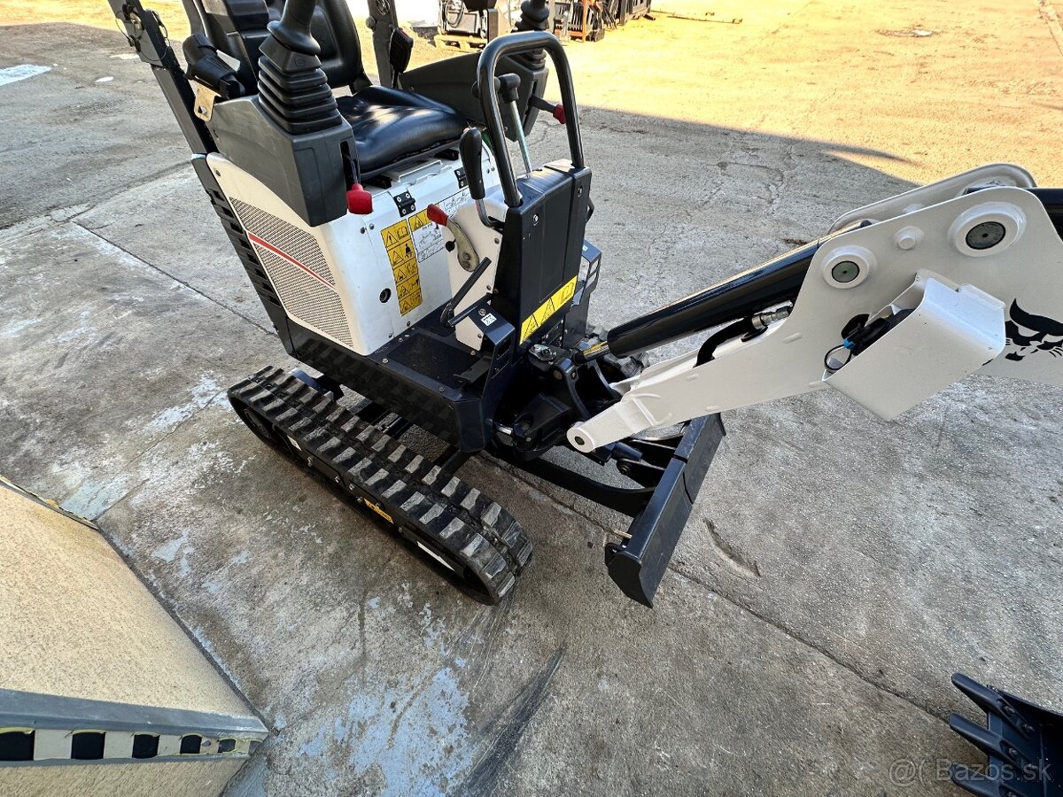 Predám minibager zn. Bobcat E 10 Z - 6