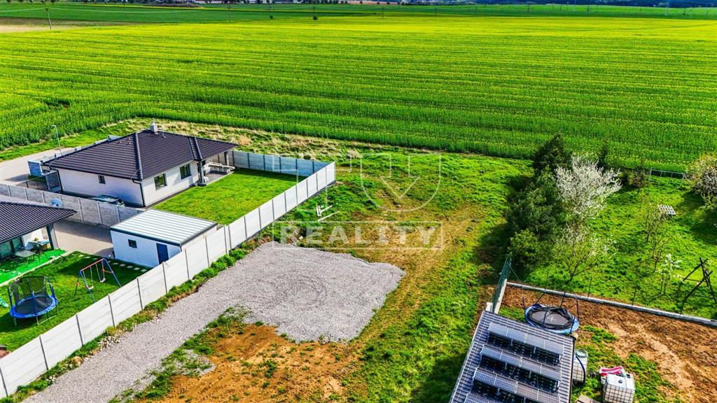 ZNÍŽENÁ CENA Pozemok s projektom 4i domu – okamžite... - 6