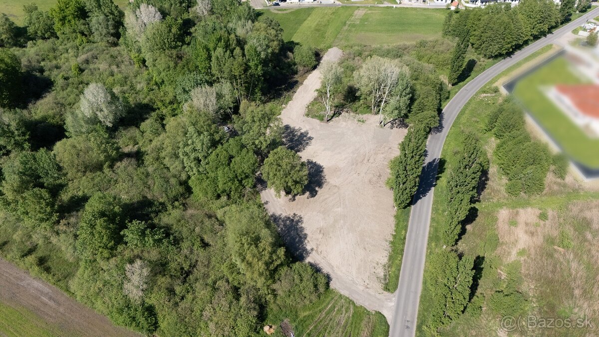 Veľký stavebný rožný pozemok Malé Leváre - 6