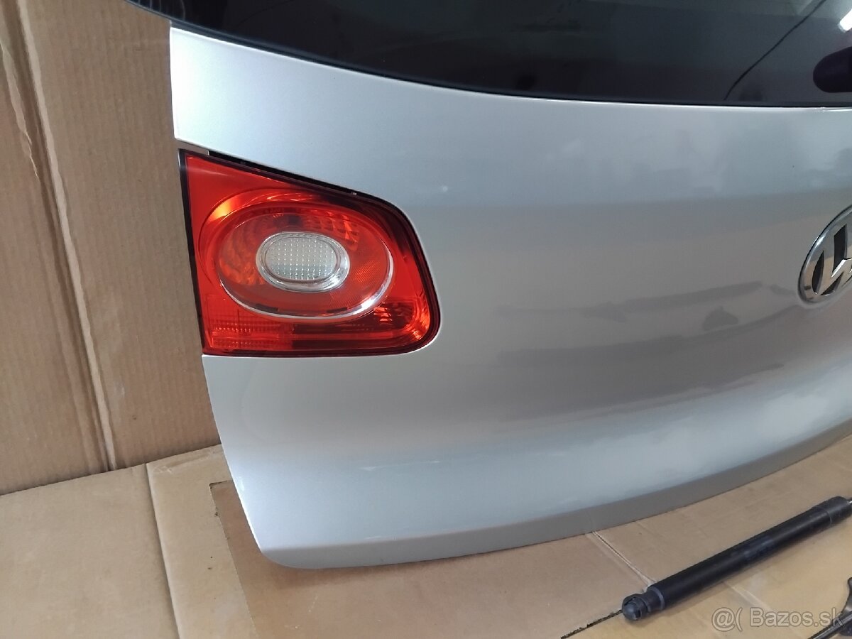 dvere kufra Tiguan 2007-2011 - 6