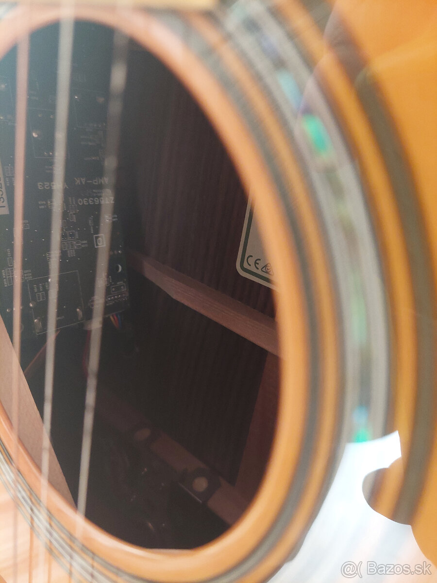 YAMAHA - Elektroakustika s reverbom a chorusom - 6