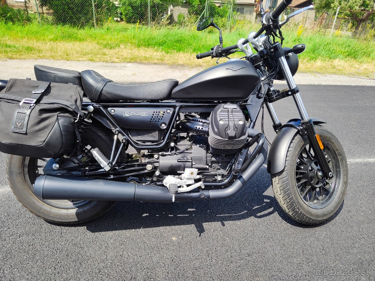 Moto Guzzi v9 Bobber top stav, najazd 4109km - 6