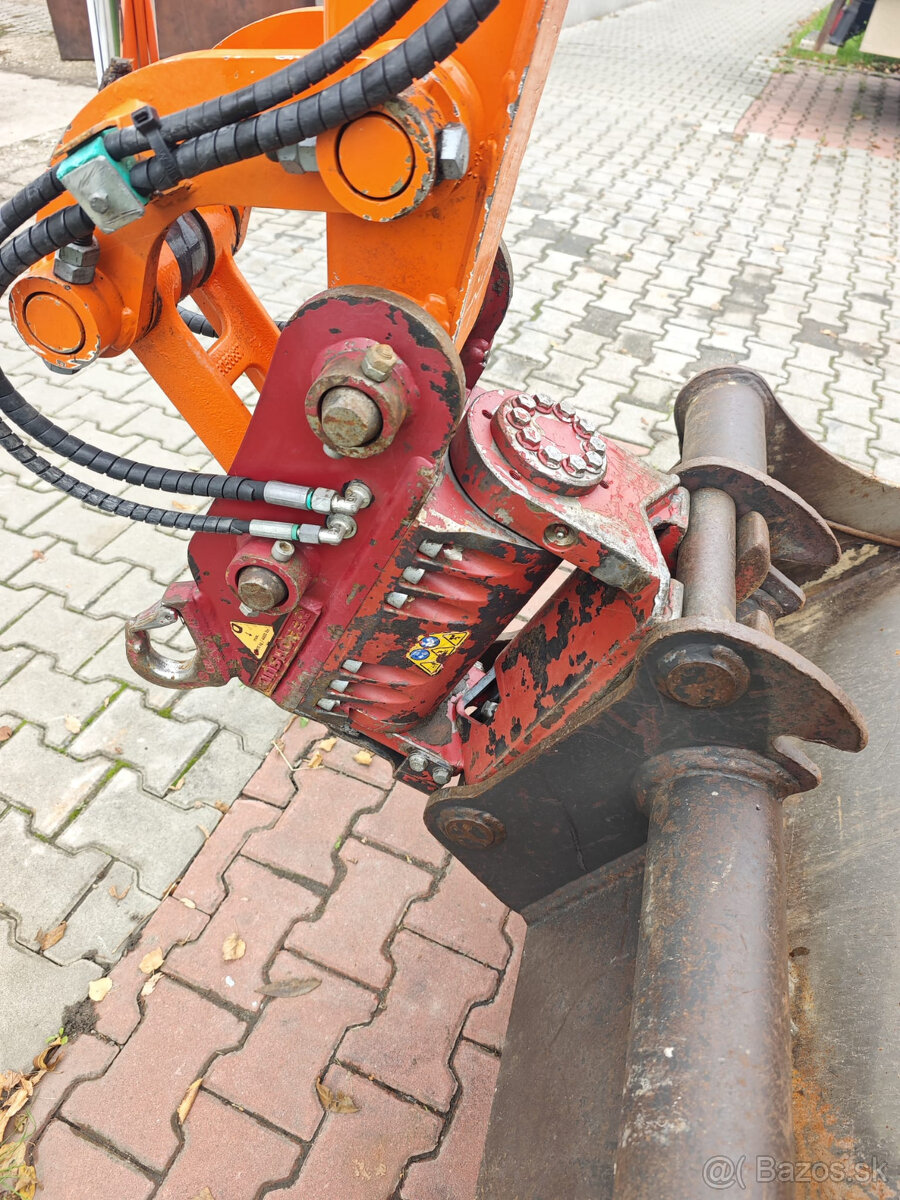 Pásový Minibagr Hitachi ZX38U-5A Klima. Powertilt - 6