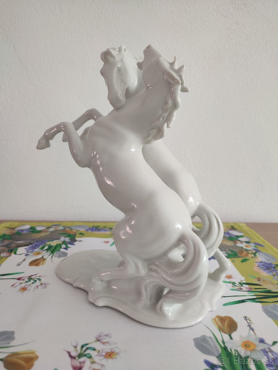 Schaubach kone porcelánová soška - 6