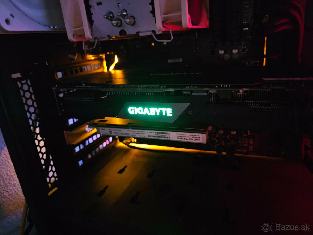 GIGABYTE GeForce RTX 2060 GAMING OC 6GB (3 ventilátory) - 6