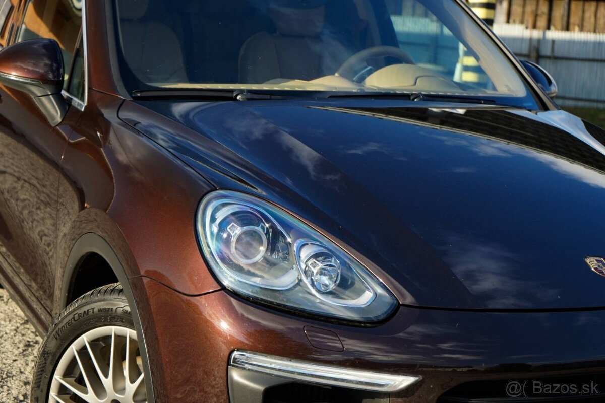 Porsche Cayenne - 6