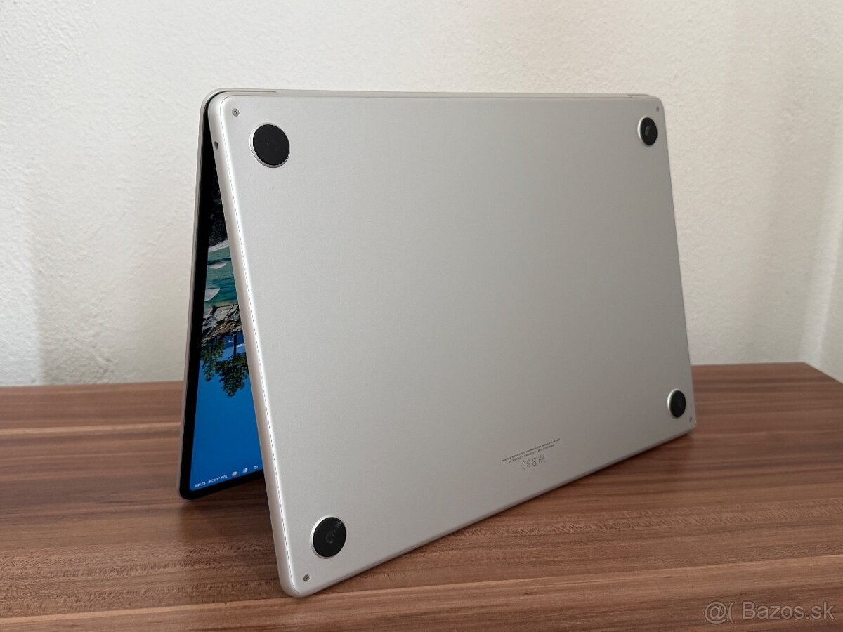  Apple MacBook Air 15" M4 - Silver - 6