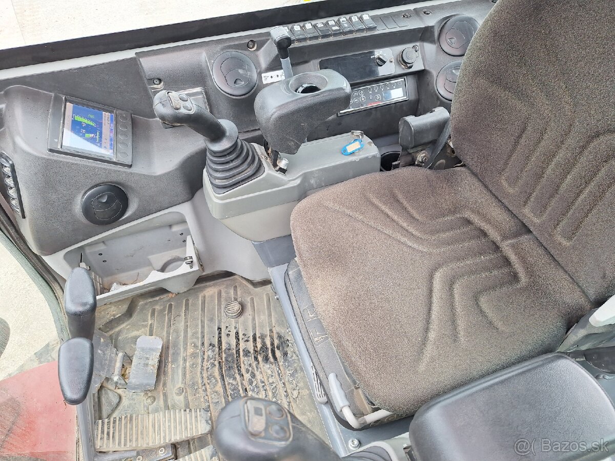 TAKEUCHI TB235-2 - 6