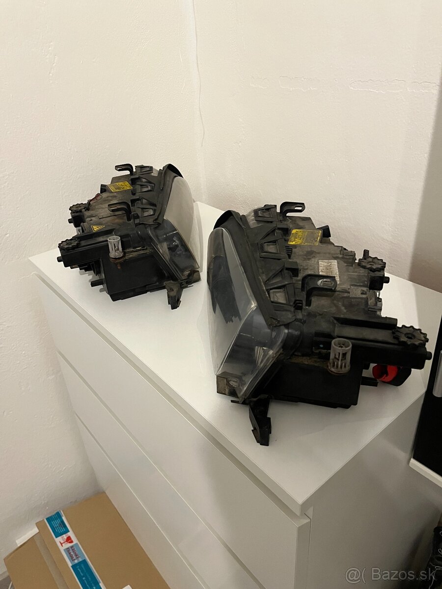 BMW e-46 predné xenonové svetlomety - 6