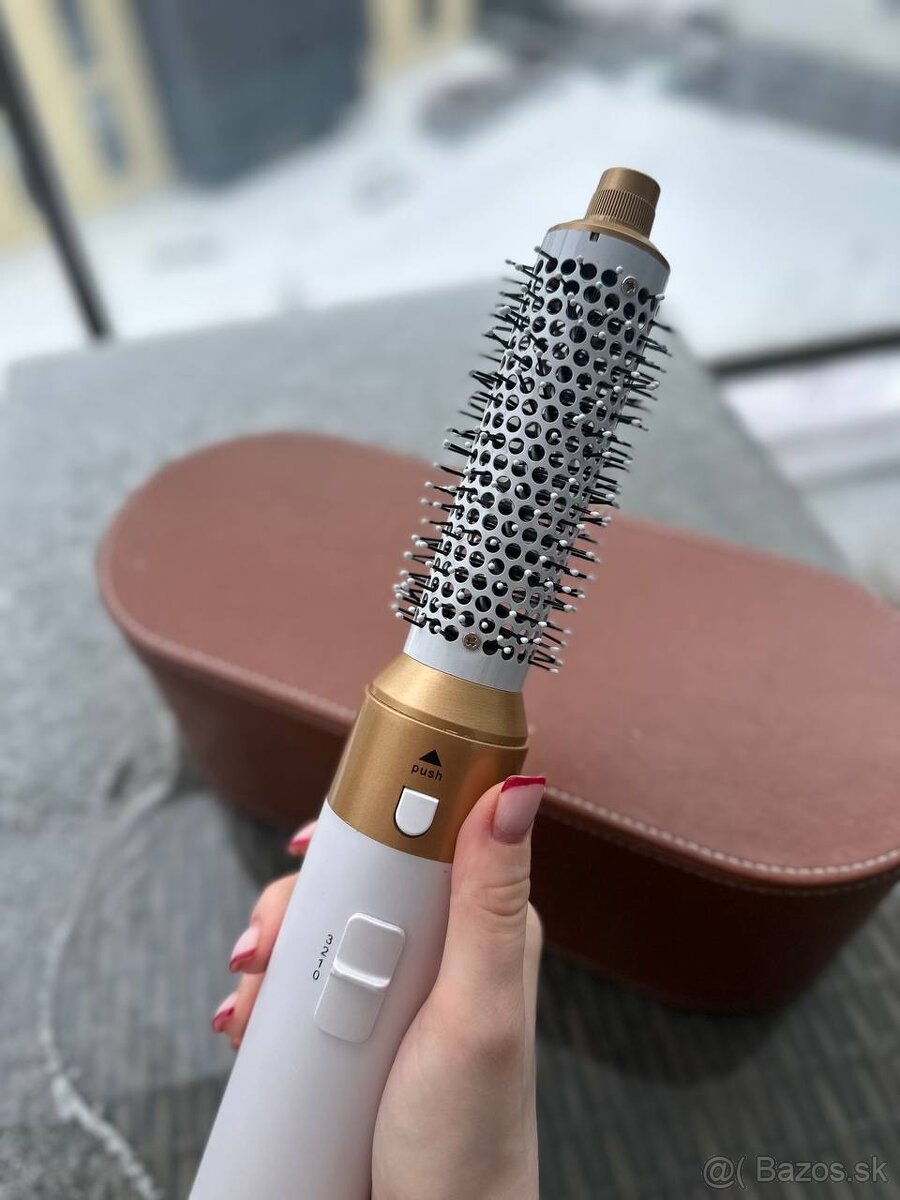 Fén + Styler - 6 v 1 ( Nový ) - 6