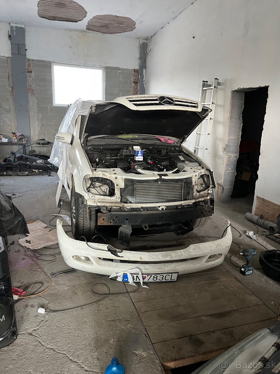 Rozpredam Mercedes Ml 270 - 6