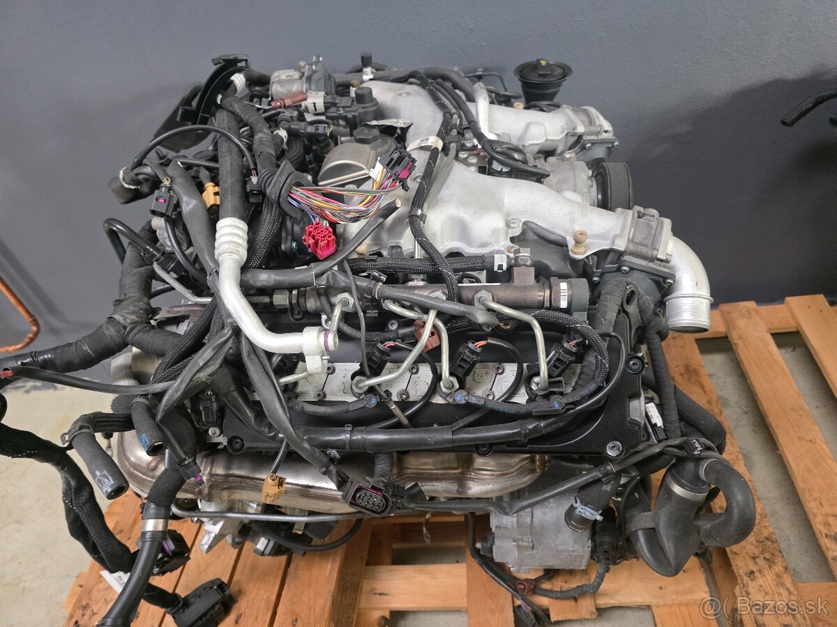 PORSCHE CAYENNE 4,2 TDI MOTOR CUD / CCF - 6