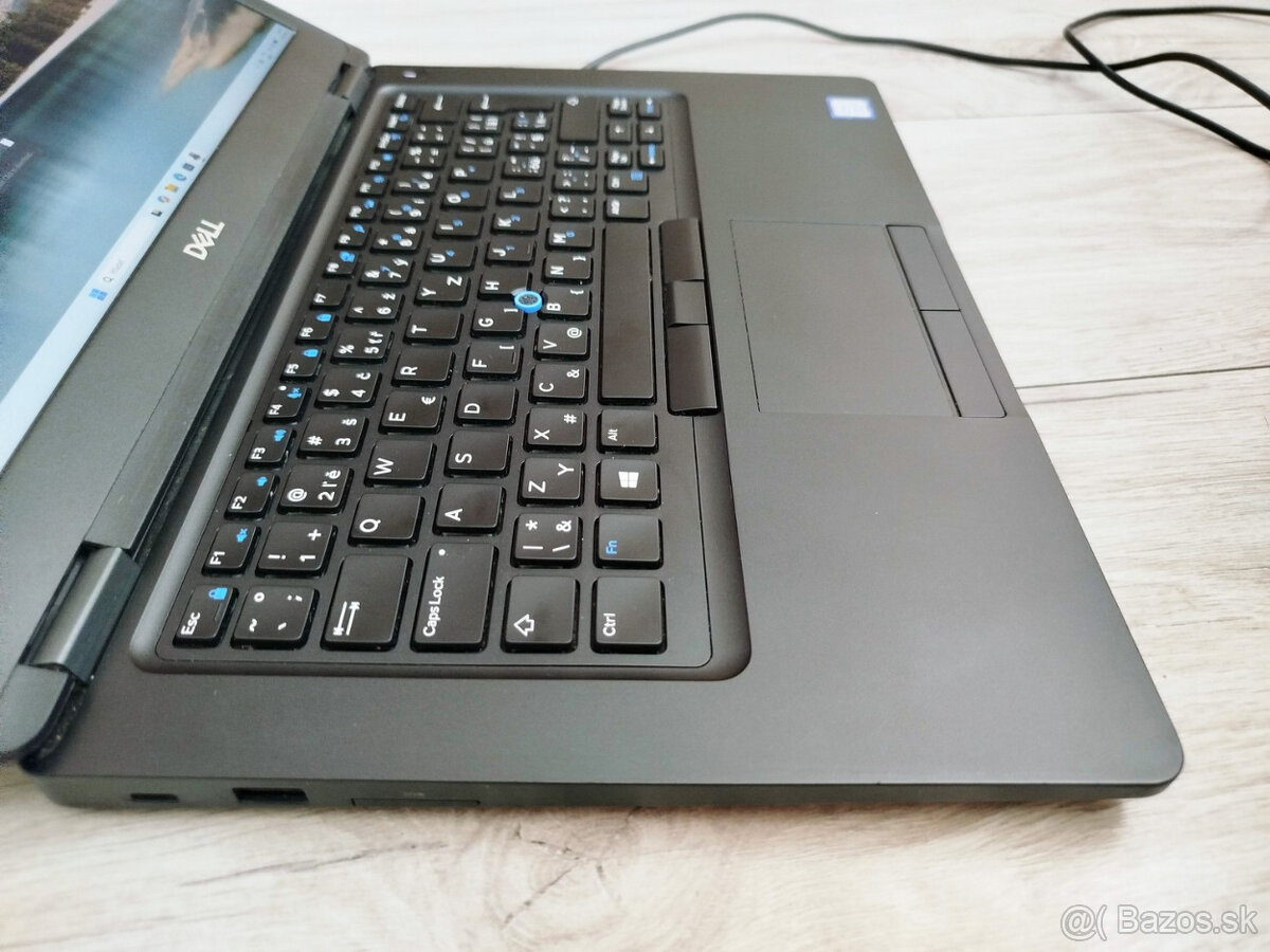 notebook Dell 5490 - Core i5-7300u, 8GB, SSD 256GB, Win 11 - 6