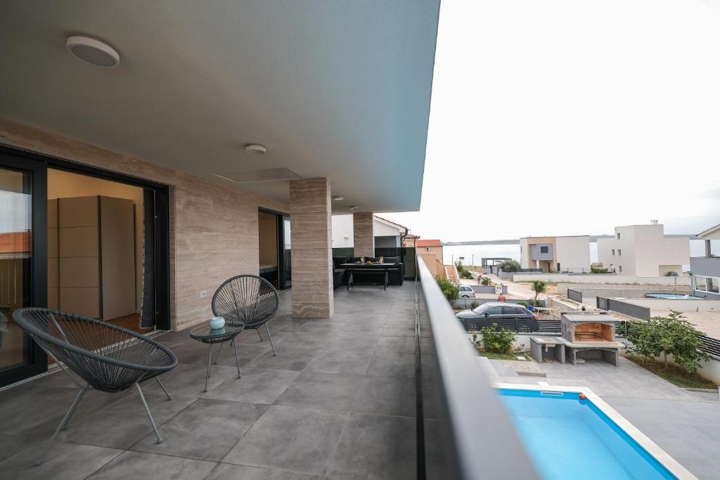 Chorvátsko, luxusná vila 120 metrov od mora. - 6