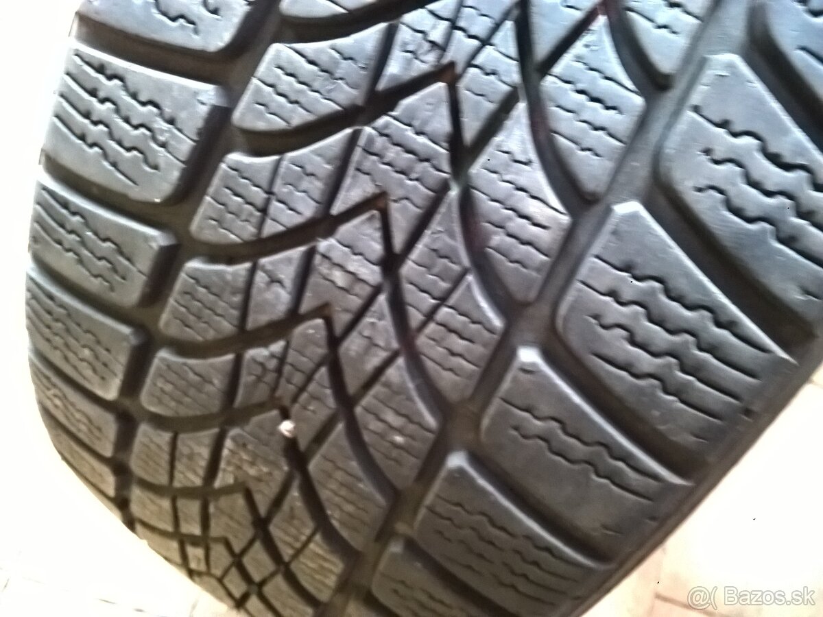 4 ks ZIMNÉ 205/45 R17 88V DUNLOP cca 6-7mm - UŽ OD 100€/sada - 6