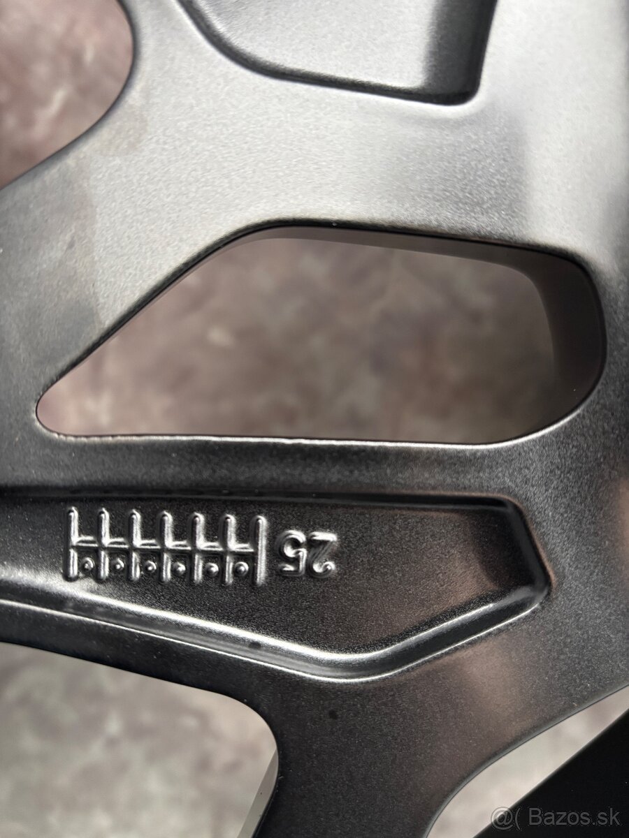 Originál zimní sada Mazda CX-60 235/50R20 104W - 6