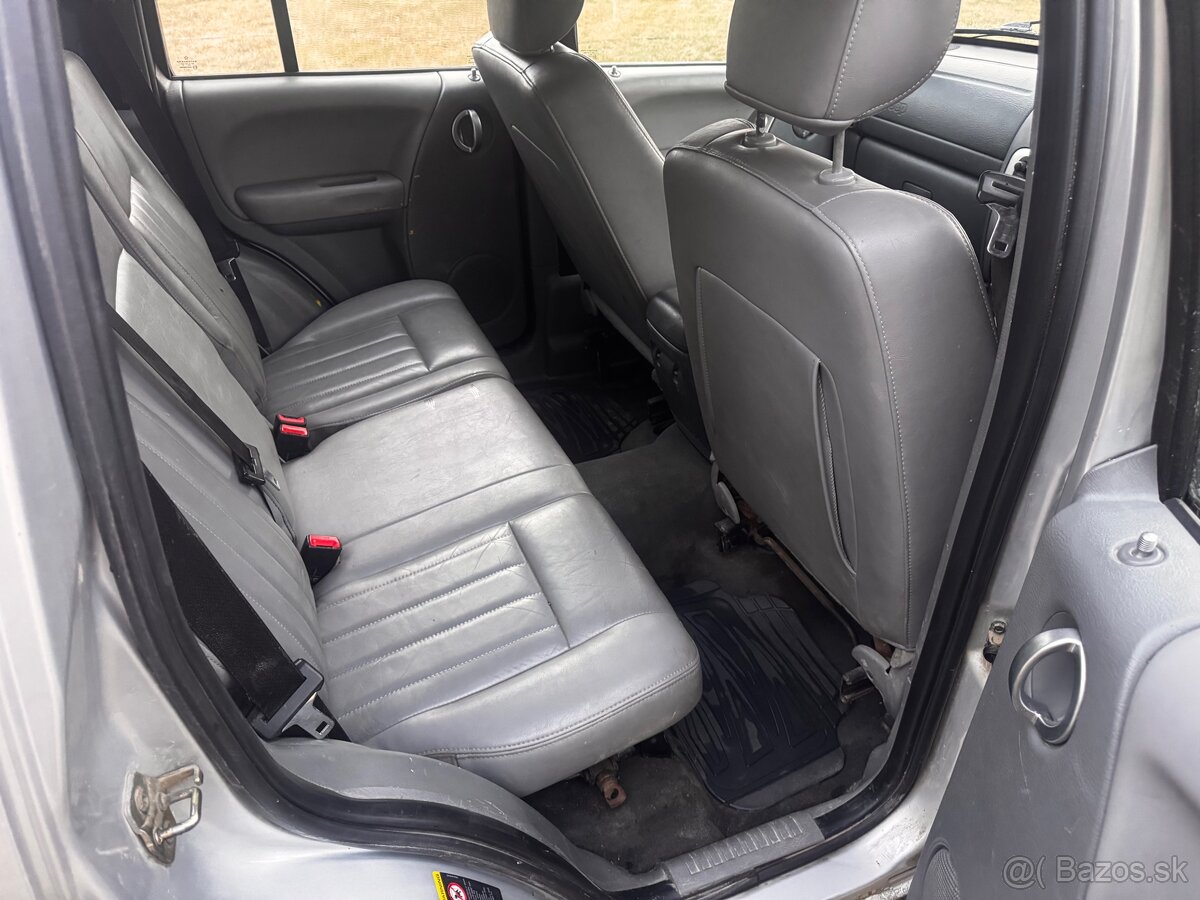 Jeep liberty 2.8 crd - 6