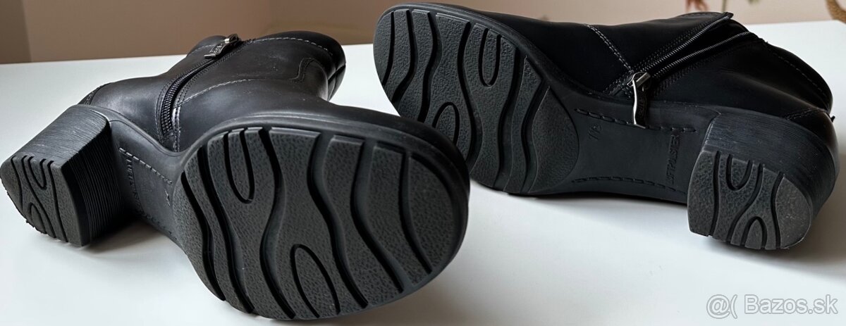 U42 DÁMSKE kožené čierne čižmičky zn.ARA za 50eur - 6