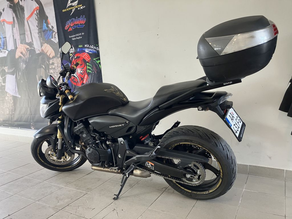 Honda CB600F Hornet - 6