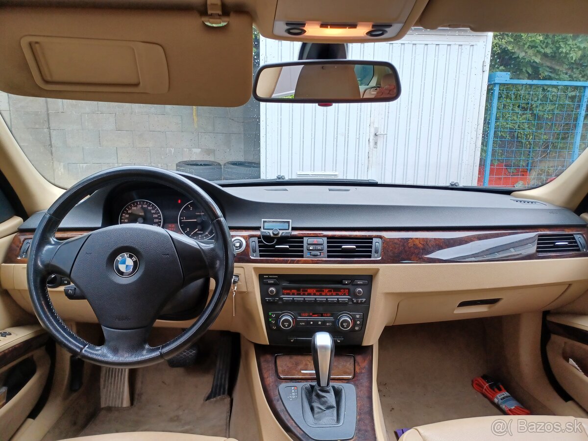 Predam BMW 320D e91 - 6