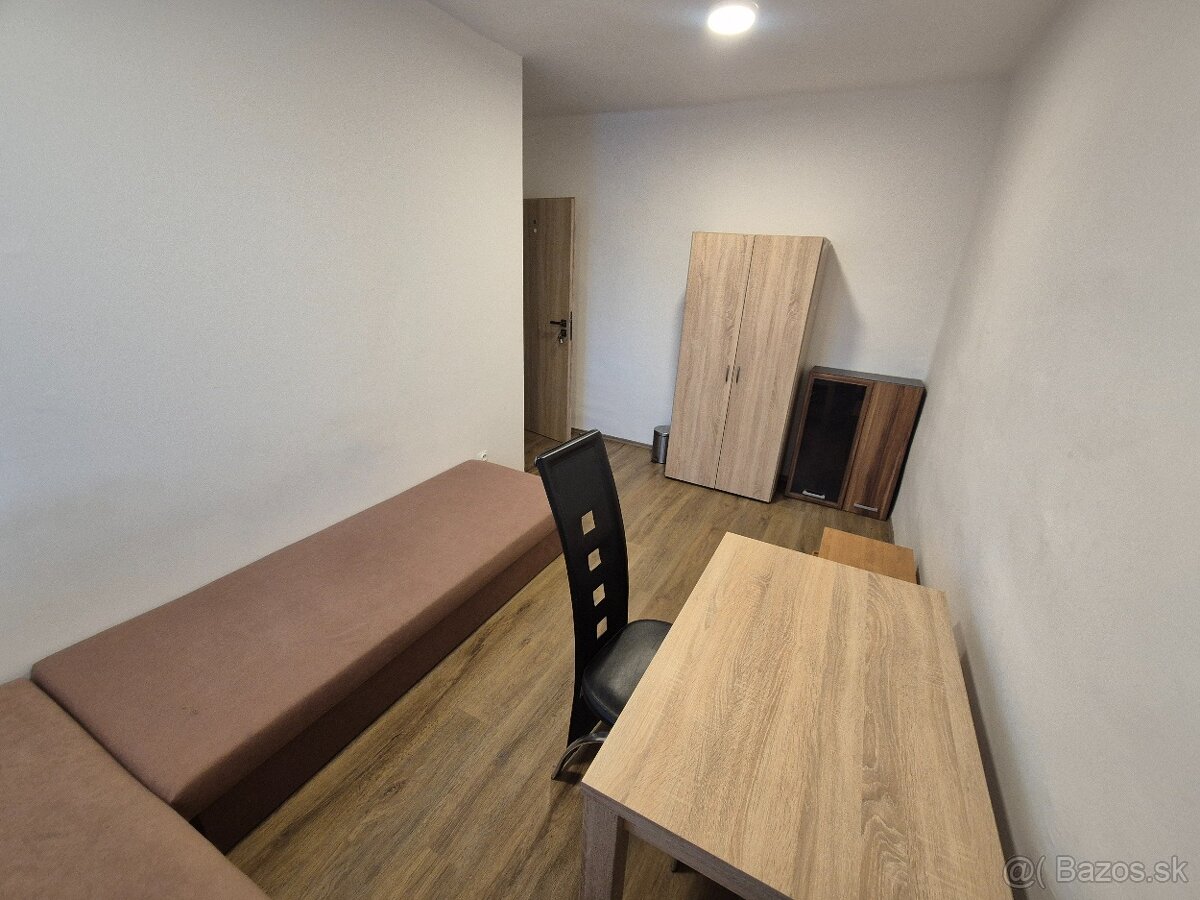 IZBA DO PRENÁJMU V KN. - 6