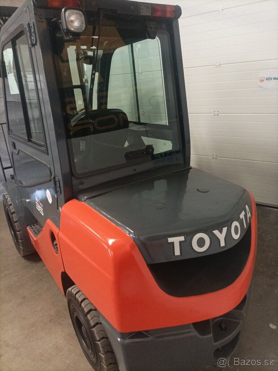 Vysokozdvižný vozík Toyota Tonero 35 s pozicionerem - 6
