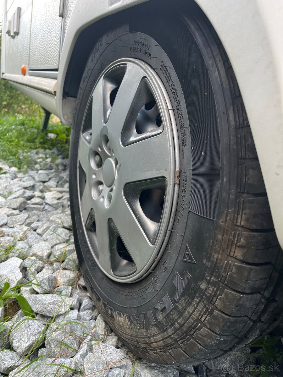 Predám obytný príves HOBBY 460 - 6