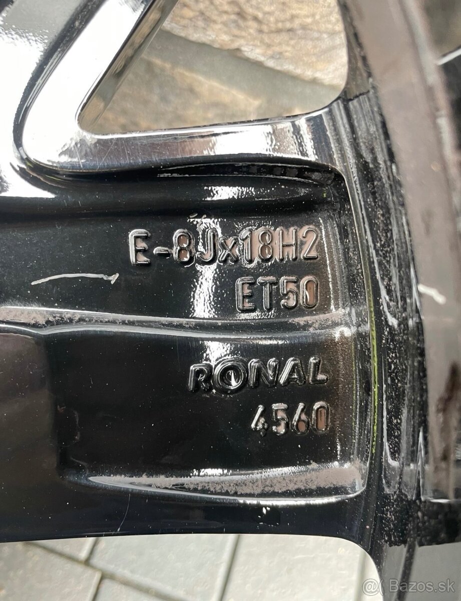 Kola Multivan T6.1 Valdivia R18 Bridgestone 255/45 103 - 6