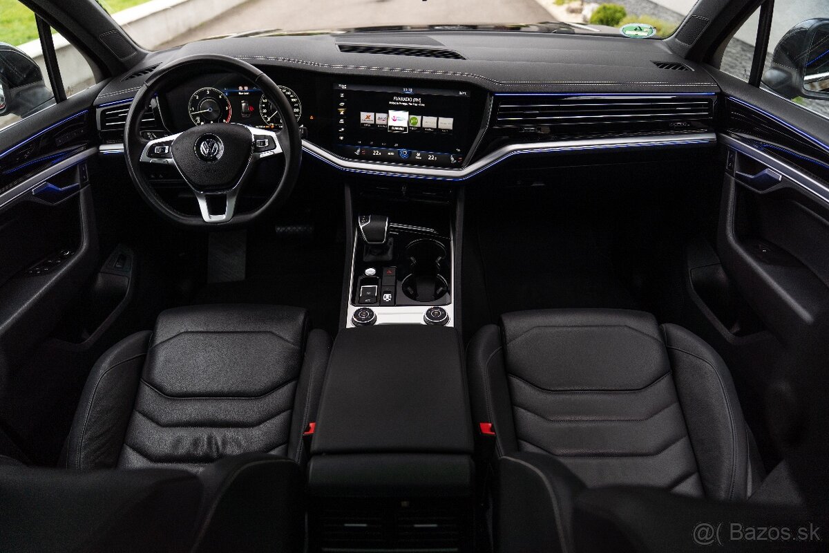 Predám VOLKSWAGEN TOUAREG 3.0 TDi webasto, odpočet DPH - 6