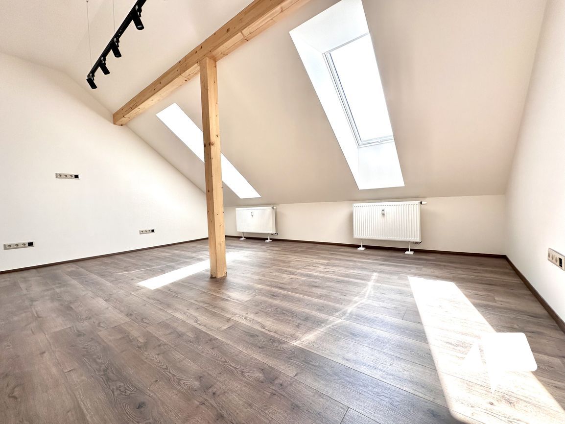 BENEFITY V TEXTE Prenájom, reprezentatívne kancelárie / cow - 6