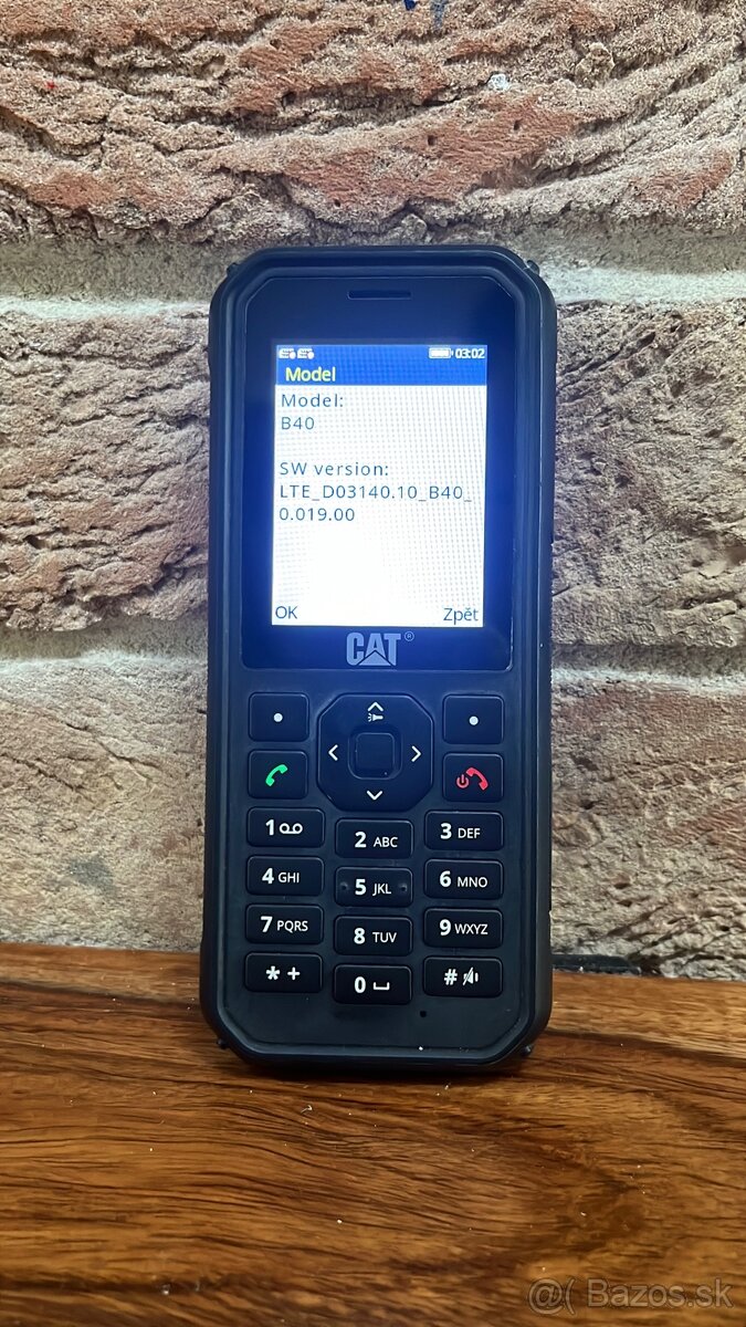 CAT B40 odolný telefón - 6