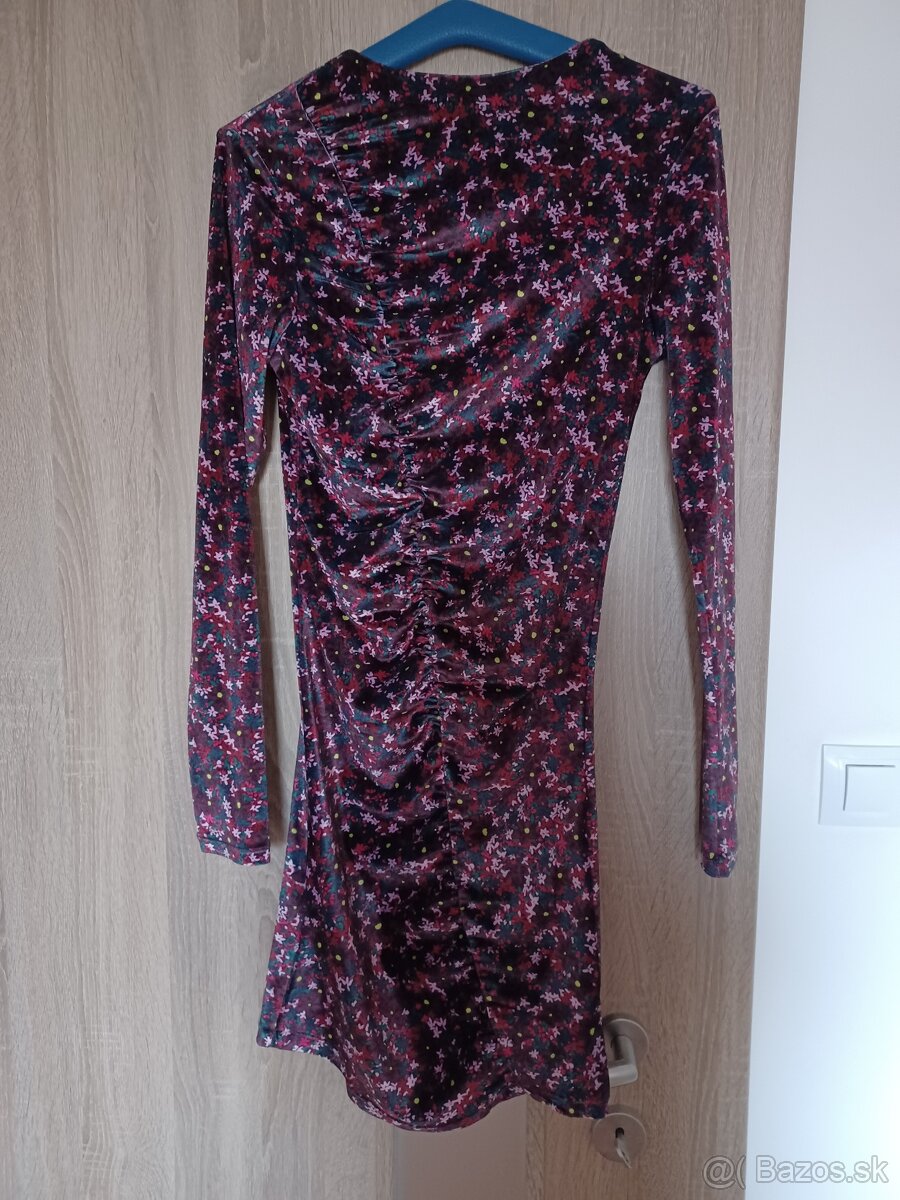 Raz použité šaty - 6