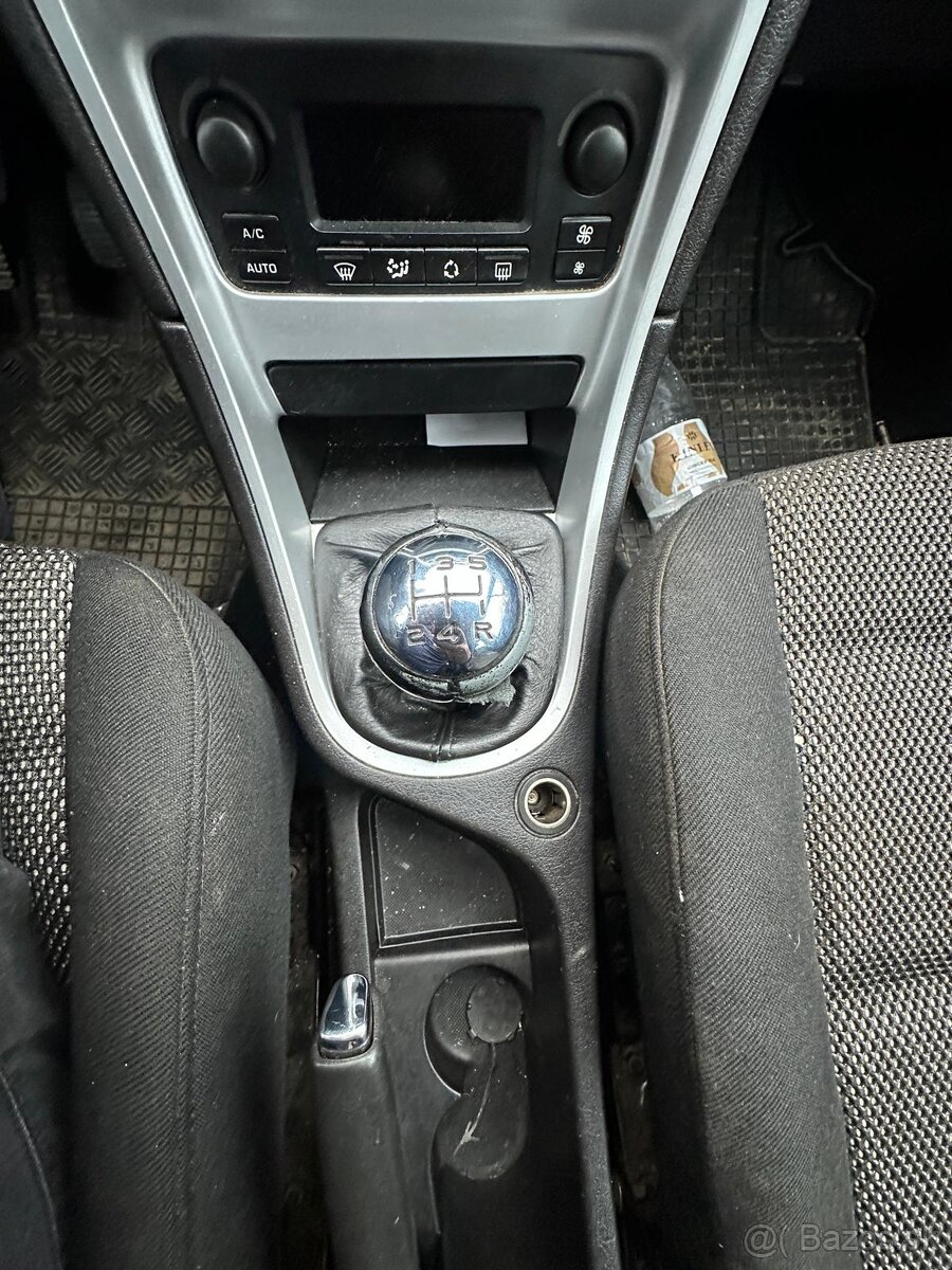 Peugeot 307 1.6 HDi 66kW - 6