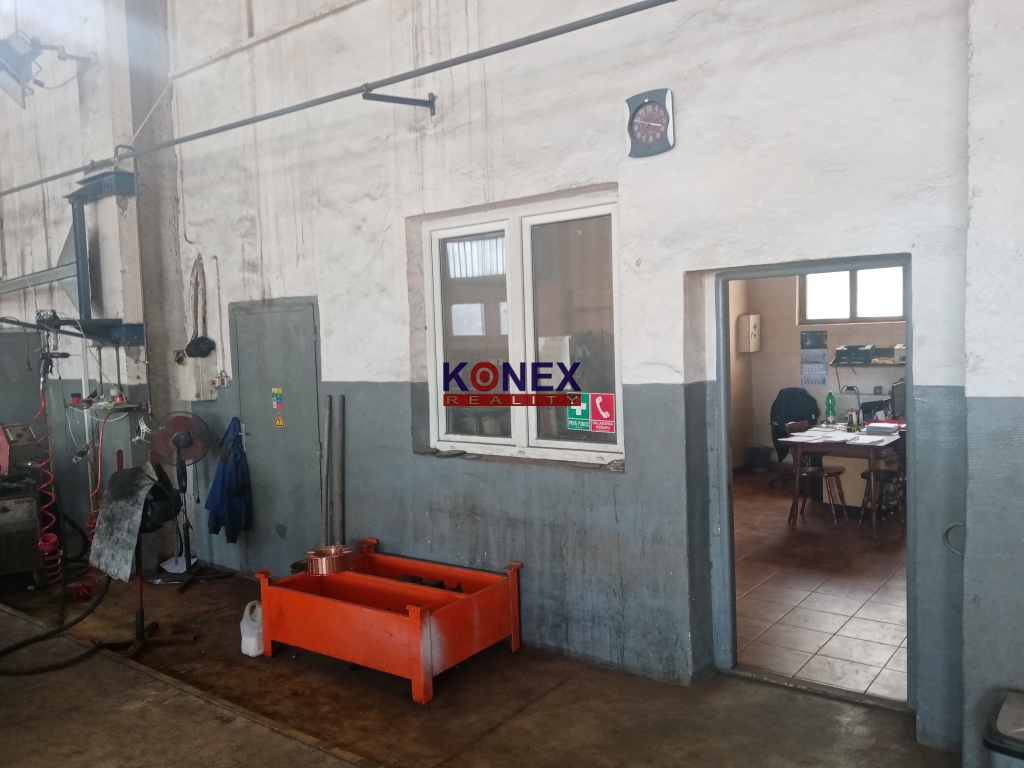 Priemyselný areál s halou a administratívnou budovou – ul. S - 6