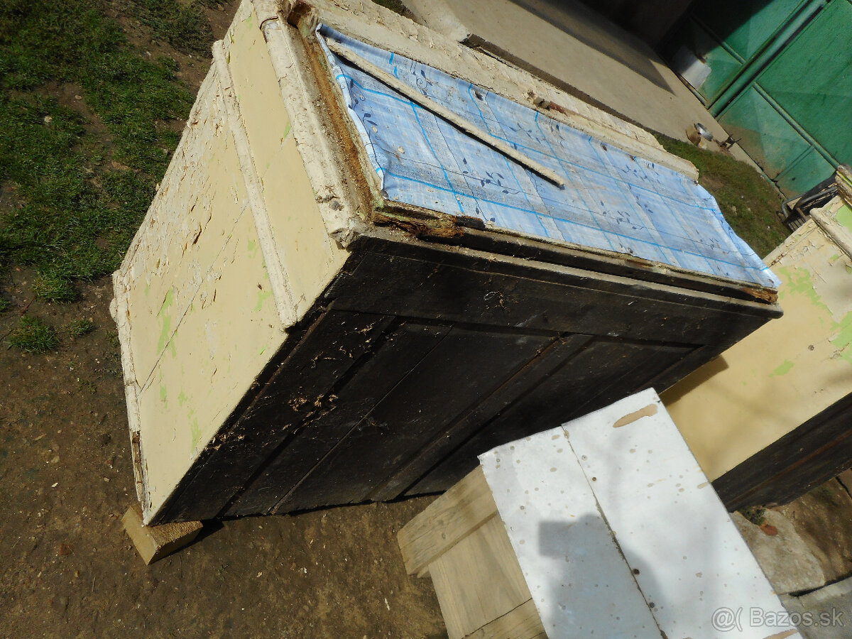 starožitný kredenc na zrekonštruovanie - 6