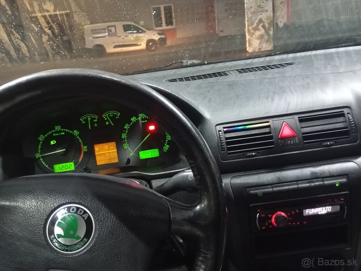 Škoda octavia 1 1.9 Tdi 66 kw - 6