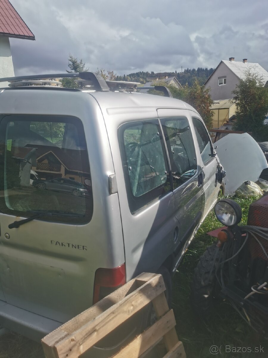 Rozpredám peugeot partner - 6