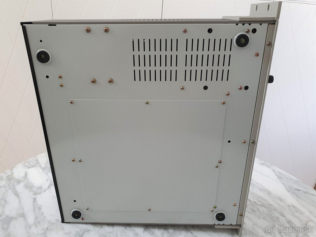 Sampler Akai S950 v perfektnom stave. - 6