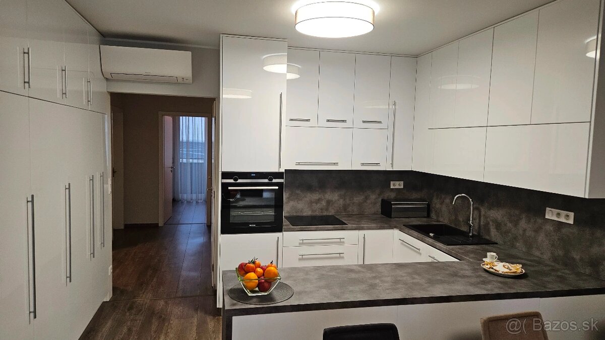 Realitný kancelária REALADR s.r.o. - 6