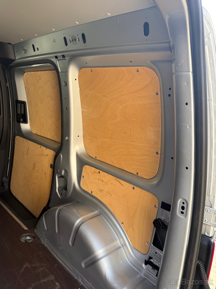 Volkswagen Caddy 2.0 TDi - 6