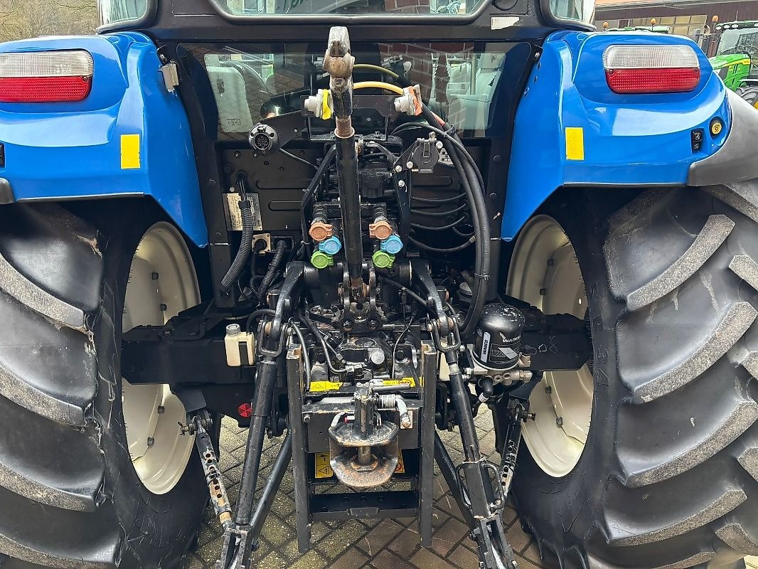 Traktor New Holland T5.105 + Čeln nakladač - 6