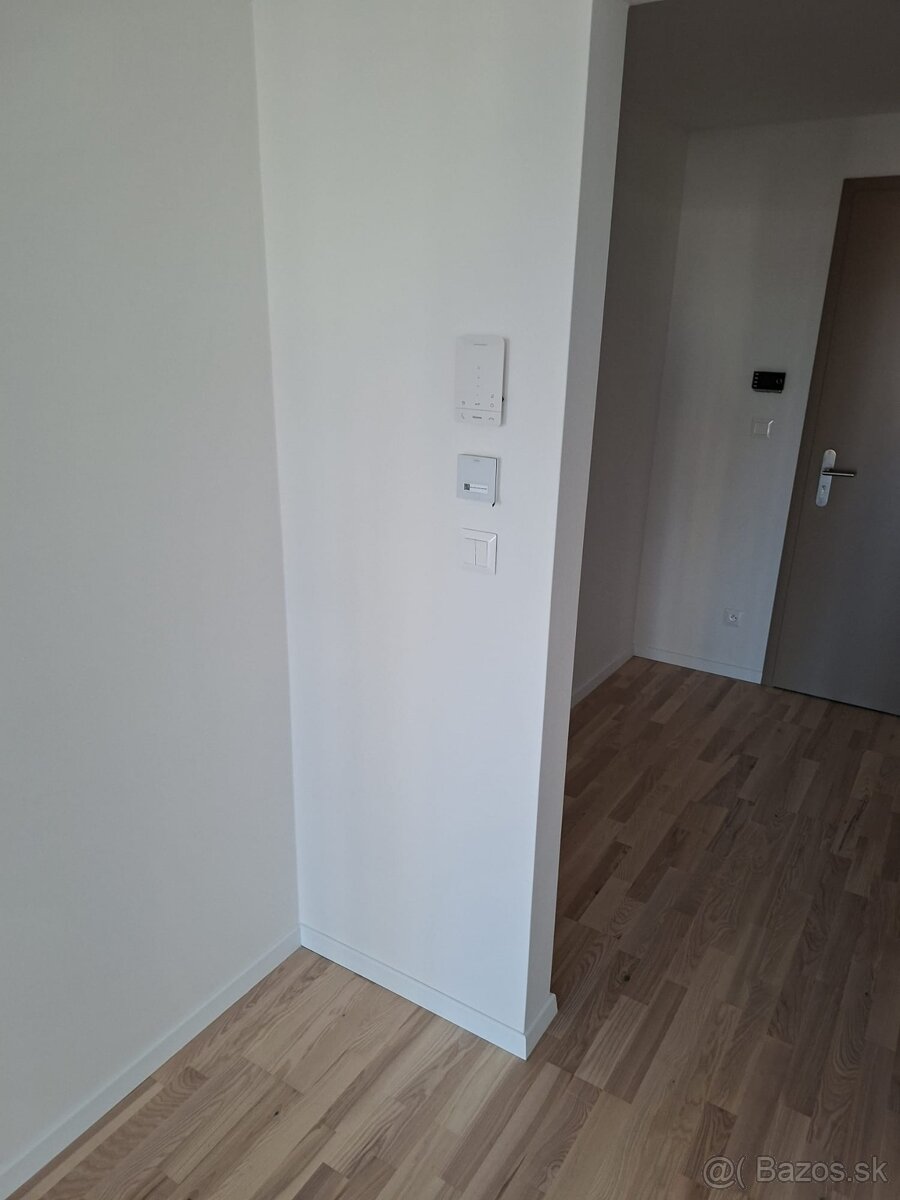 1izb novostavba Metropolis, Downtown - 6