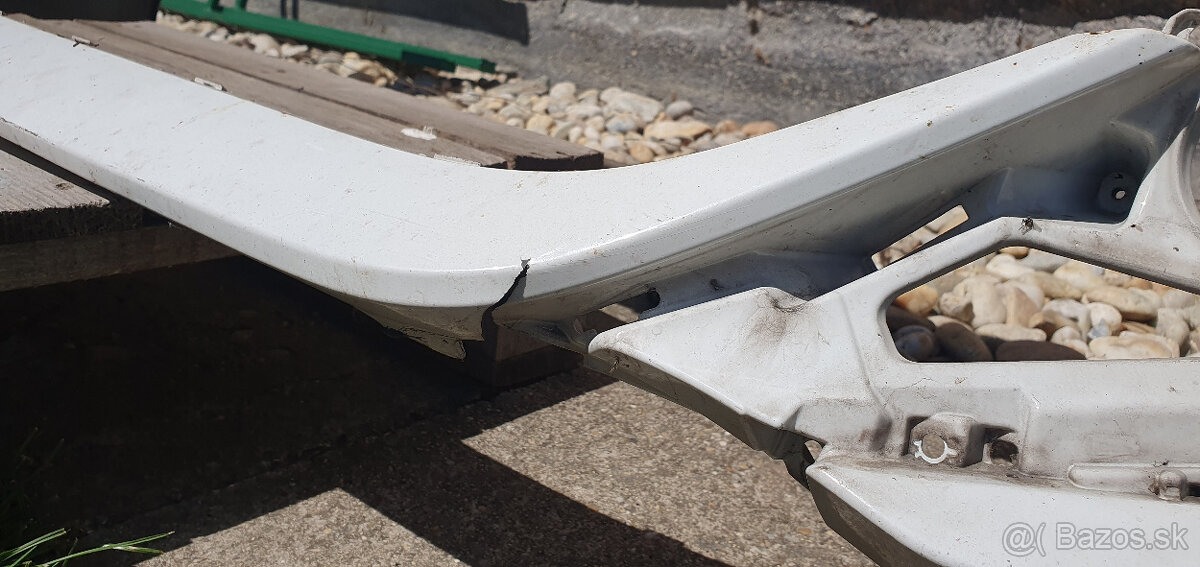 predný nárazník toyota corolla combi - 6