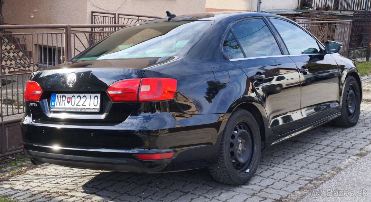 VW Jetta 1.6TDI DSG - 6