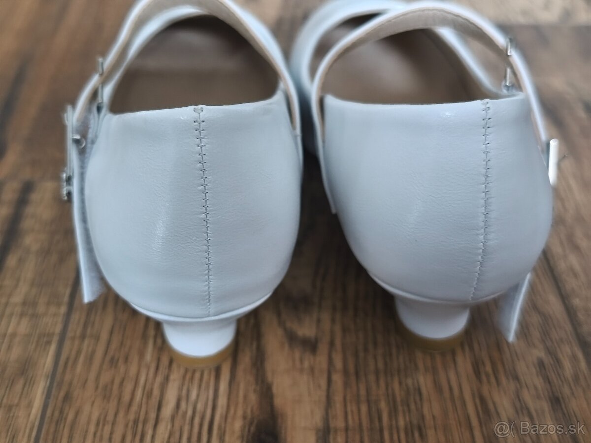 Spoločenské topánky pre dievčatko veľ 33 - 6